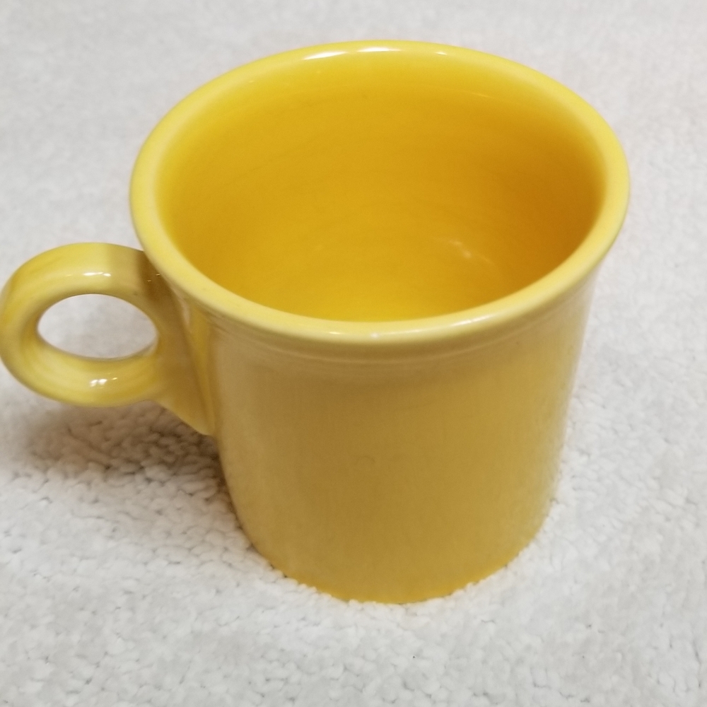 Fiesta ware Homer Laughlin Yellow Tom and Jerry Mug.